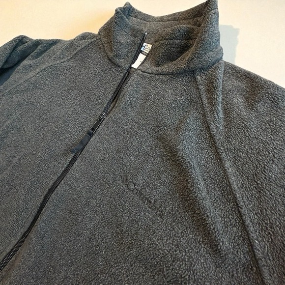 Columbia Womens XL 1X Plus Fleece Jacket Black Gray Full Zip Warm Outdoor Hiking - Picture 1 of 8